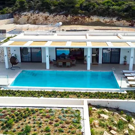 Sienna Private Luxury Villa Marathiás