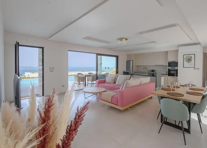 Sienna Private Luxury 别墅 Marathiás