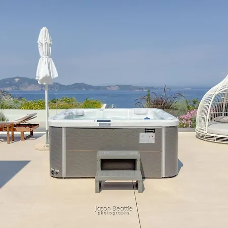 Sienna Private Luxury Вилла Маратьяс